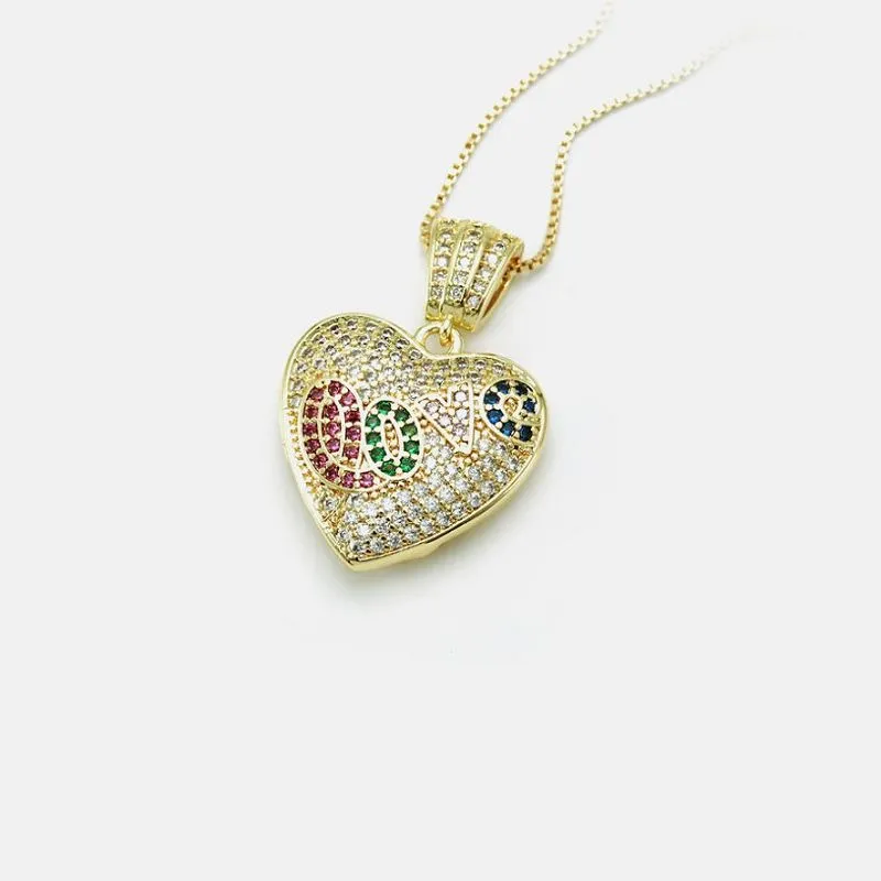 Pendentif coeur en zircon cubique coloré pour femme