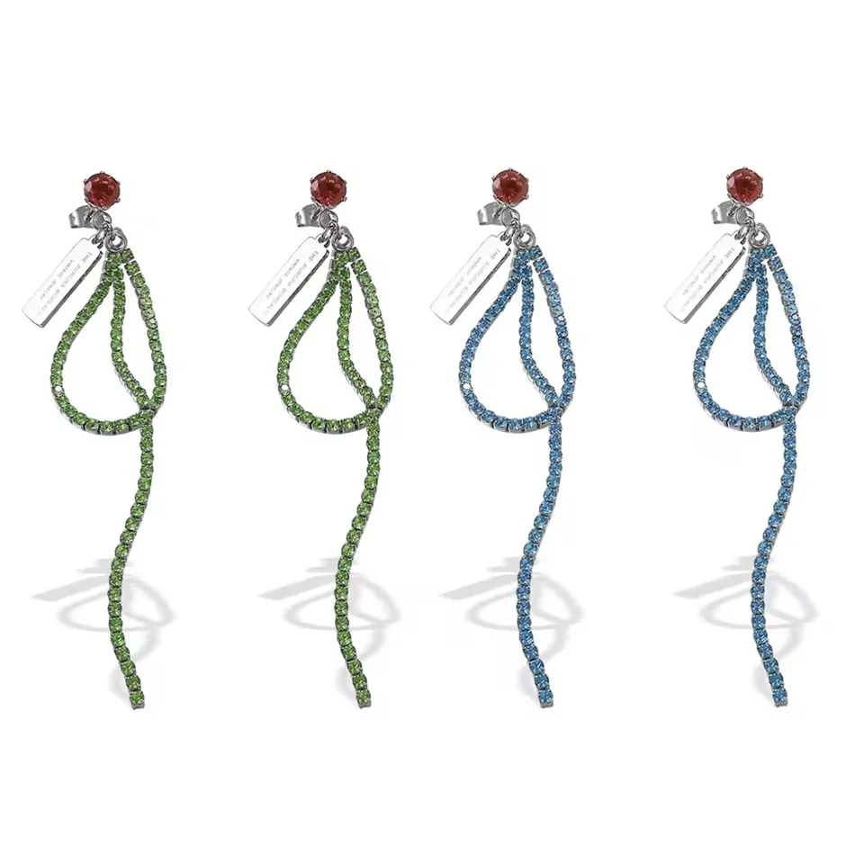 Boucles d'oreilles cent personnalités en acier inoxydable